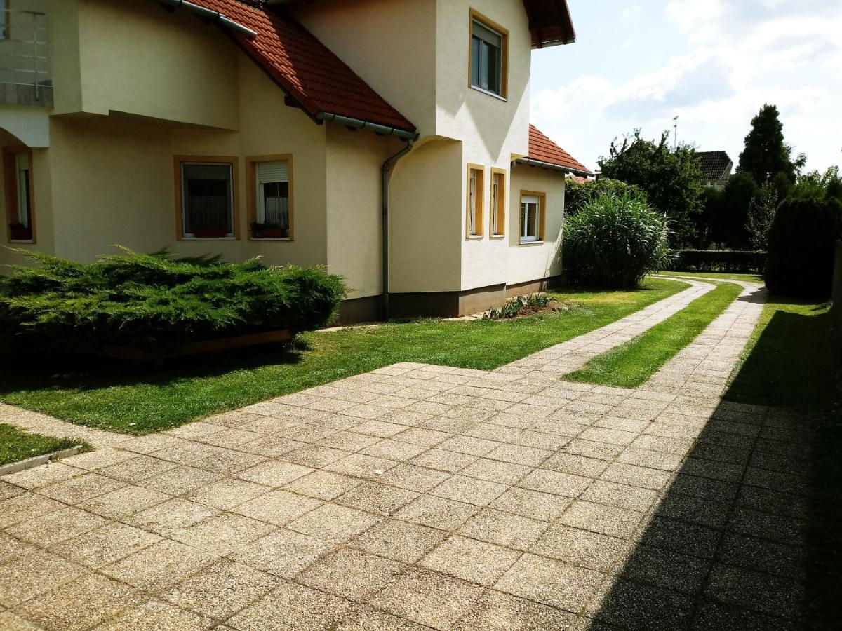 Bük Abigel Thermal Apartman מראה חיצוני תמונה